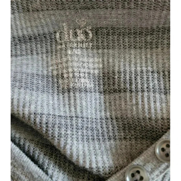 Duo Maternity Medium/Large Shirt Pre-owned - Picture 3 of 6